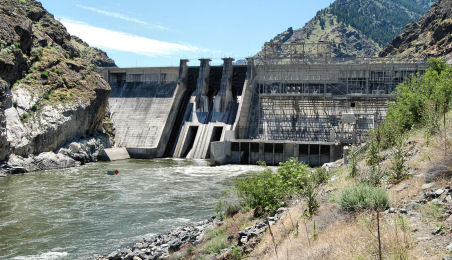 Hells Canyon Dam